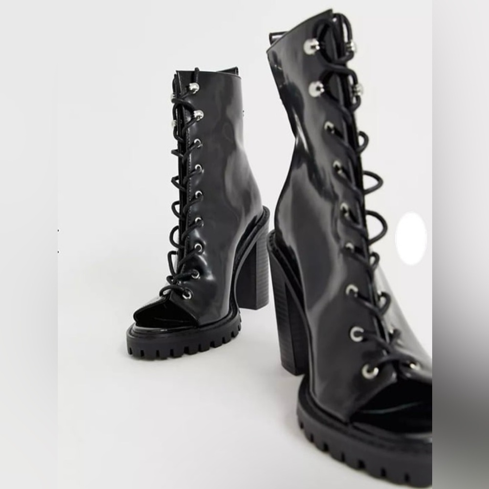 NWOT ASOS DESIGN Emma Black Peep Toe Chunky Lace Up Boots Sz: 7 - Picture 3 of 5